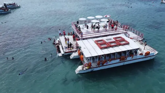 Mergulho Maracajaú Catamarã